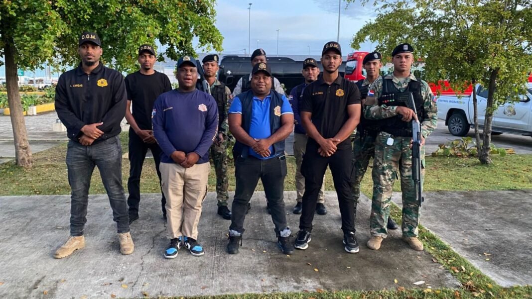 Migración detiene 1,049 extranjeros irregulares y deporta 949 en operativos nacionales